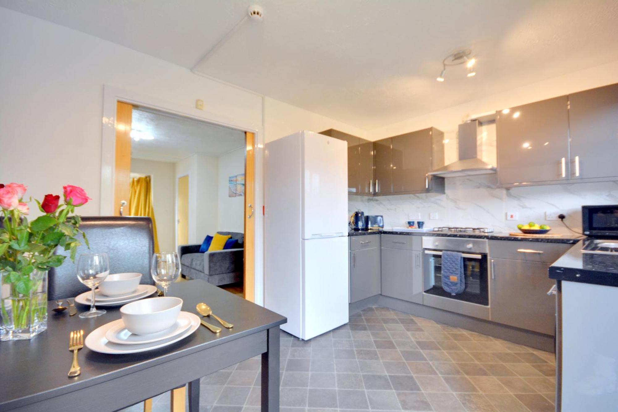 Manchester Townhouse By Bevolve - 4 Bedrooms - Free Parking ภายนอก รูปภาพ